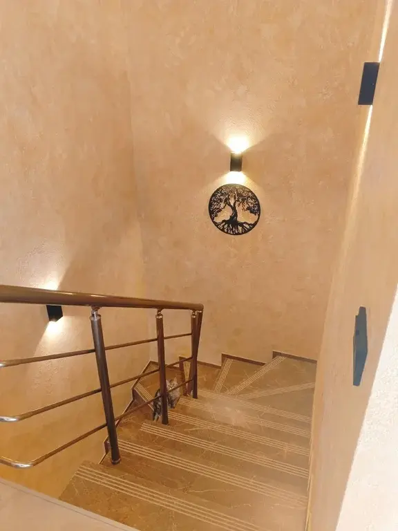 Современный дом с ремонтом и мебелью - Фото 7