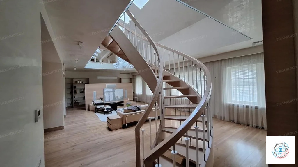 Продается квартира, 394.9 м - Фото 1