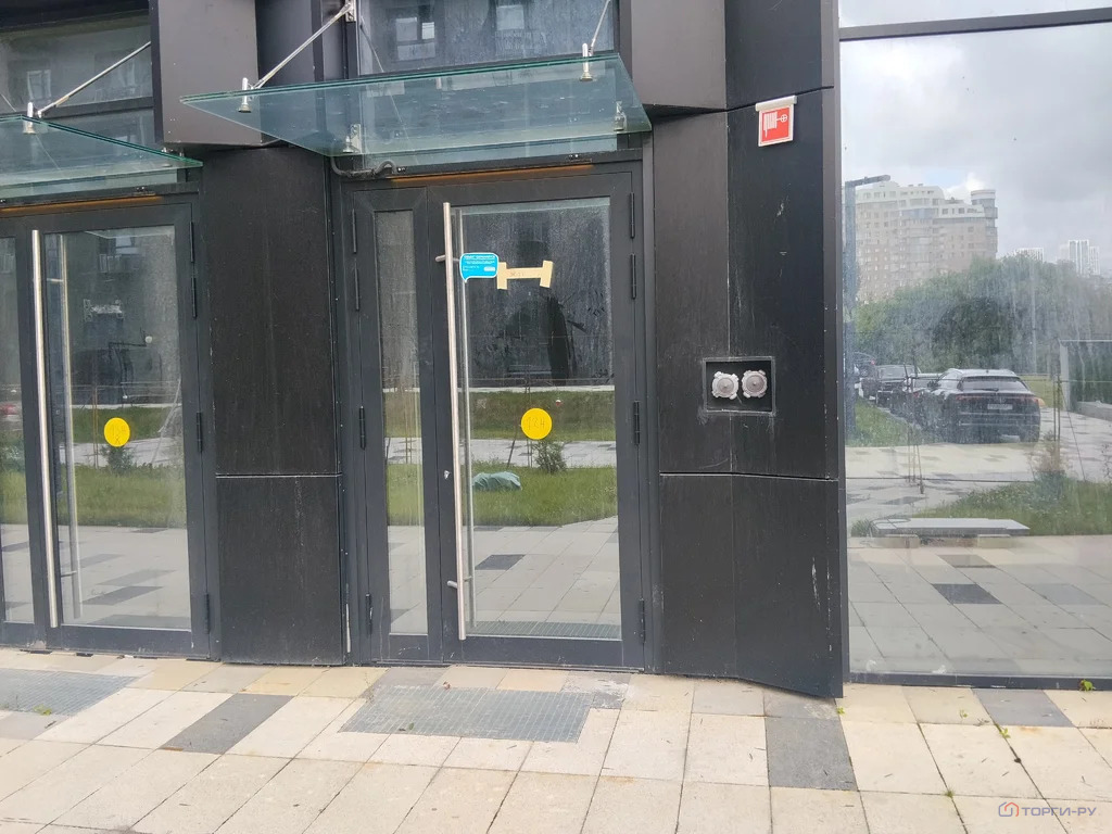 Продажа торгового помещения, улица Светланова - Фото 4