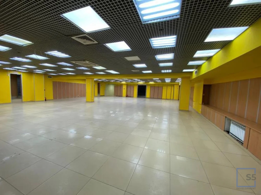 Аренда торгового помещения, ул. Хабаровская - Фото 4