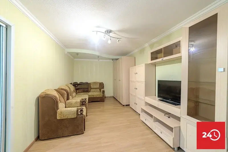 В продаже 1к  по пр-т Строителей, 66 с ремонтом! - Фото 1