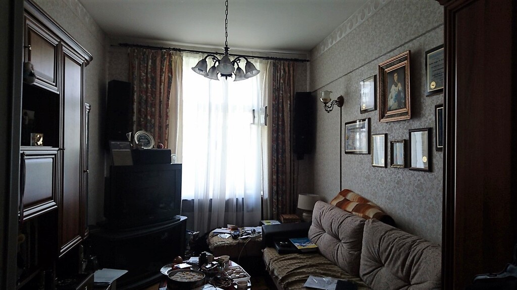 меняю 2 х комнатную квартиру