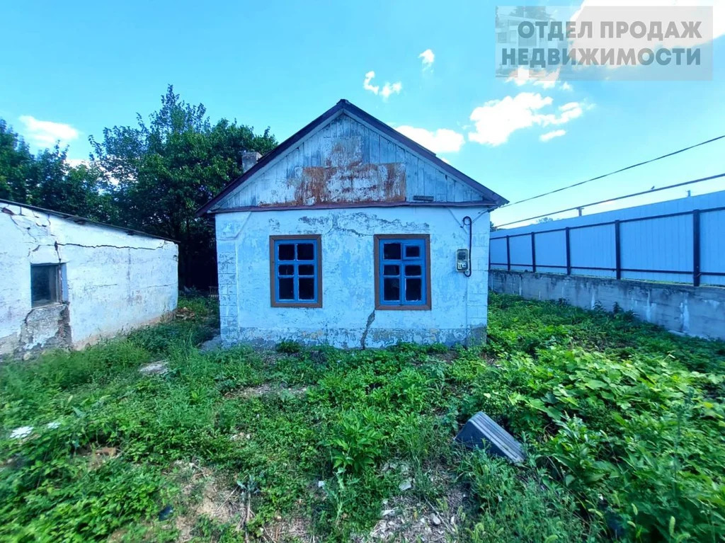 Небольшой дом с большим участком земли - Фото 2