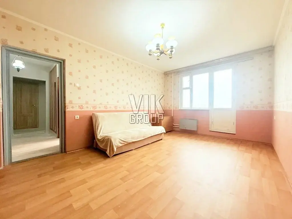 Предлагается светлая двухкомнатная квартира с хорошим ремонтом - Фото 4