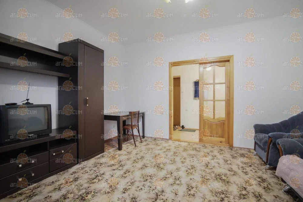 2-комн. квартира - Фото 11