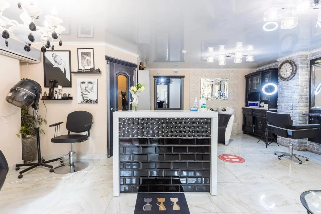 Продается действующий салон красоты "Черная кошка" 103 м2 - Фото 4