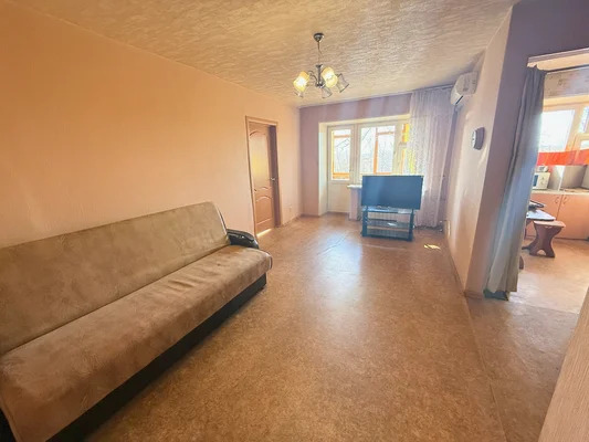 Продам двухкомнатную (2-комн.) квартиру, Знаменская ул, 5, Нижний Н... - Фото 3