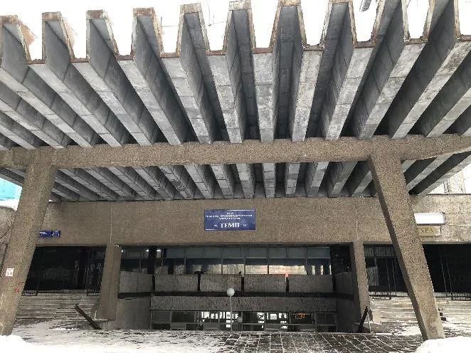 Продается здание 22120 м2 - Фото 0