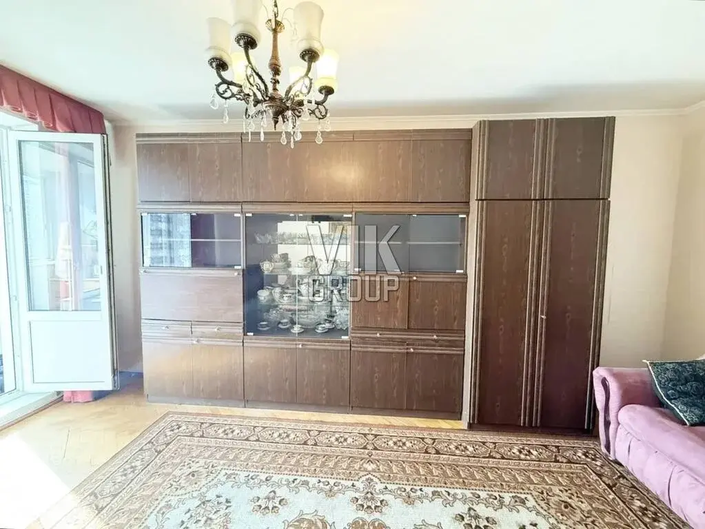 Предлагается светлая трёхкомнатная квартира с хорошим ремонтом - Фото 7