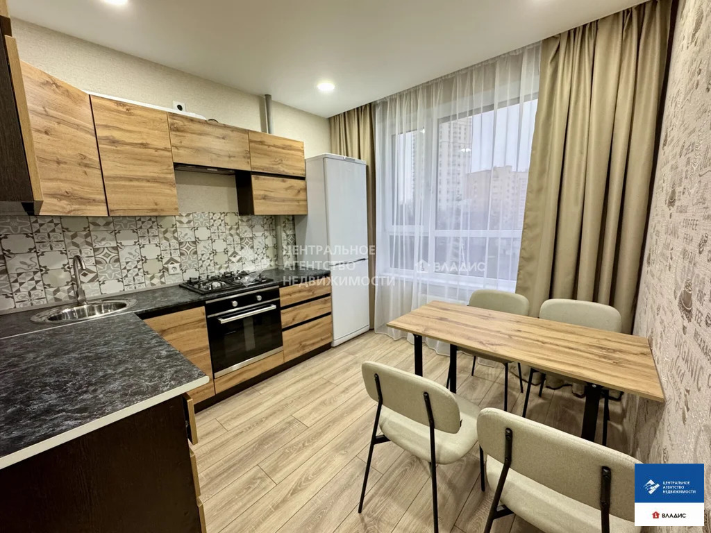 Аренда квартиры, Рязань, улица Александра Полина - Фото 1