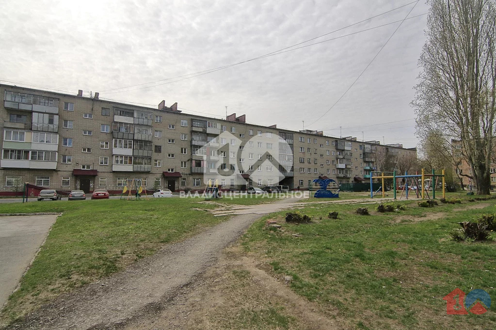 городской округ Бердск, Бердск, улица Островского, д.174, 3-комнатная ... - Фото 24