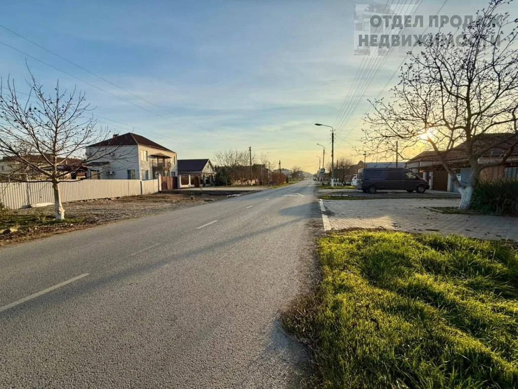 Земельный участок - Фото 1