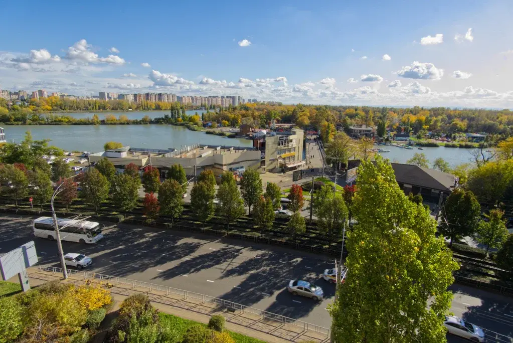 Квартира с видом на горы и озеро в кирпичном доме - Фото 7