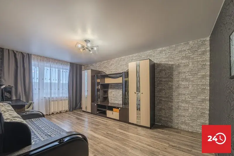 В продаже 2к квартира с хорошим ремонтом по Ладожской 133! - Фото 0