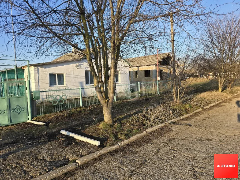 Продажа дома, Геройское, Сакский район, ул. 9 Героев - Фото 0