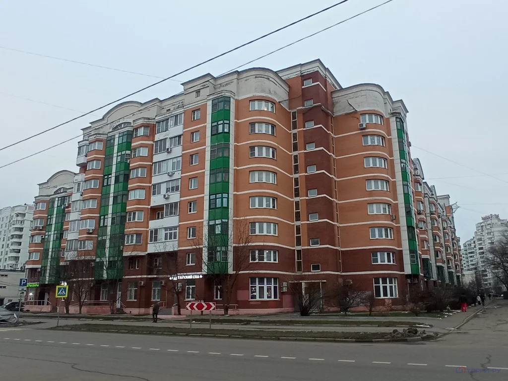 Продажа торгового помещения, ул. Изюмская - Фото 1