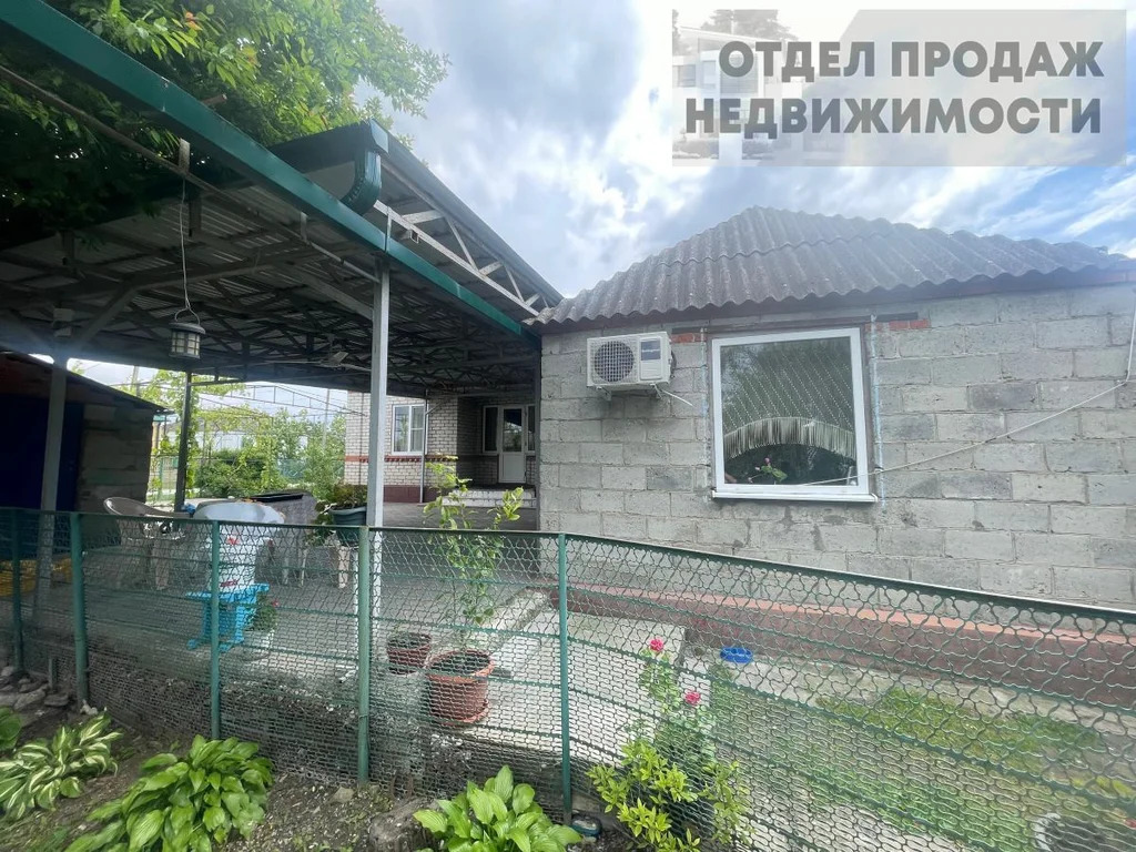 Дом с прудом на участке - Фото 11