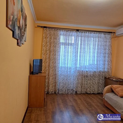 Продажа квартиры, Батайск, ул. Комсомольская - Фото 1