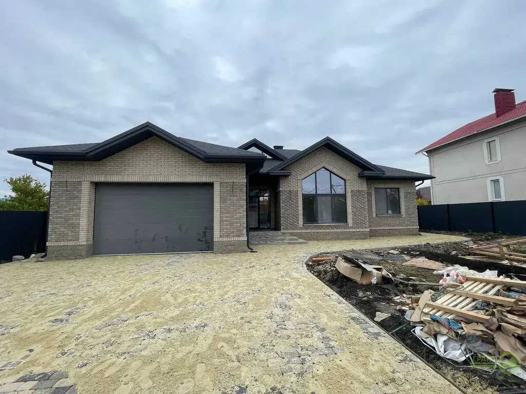 Стильный дом в Дубовое с гаражом - Фото 3