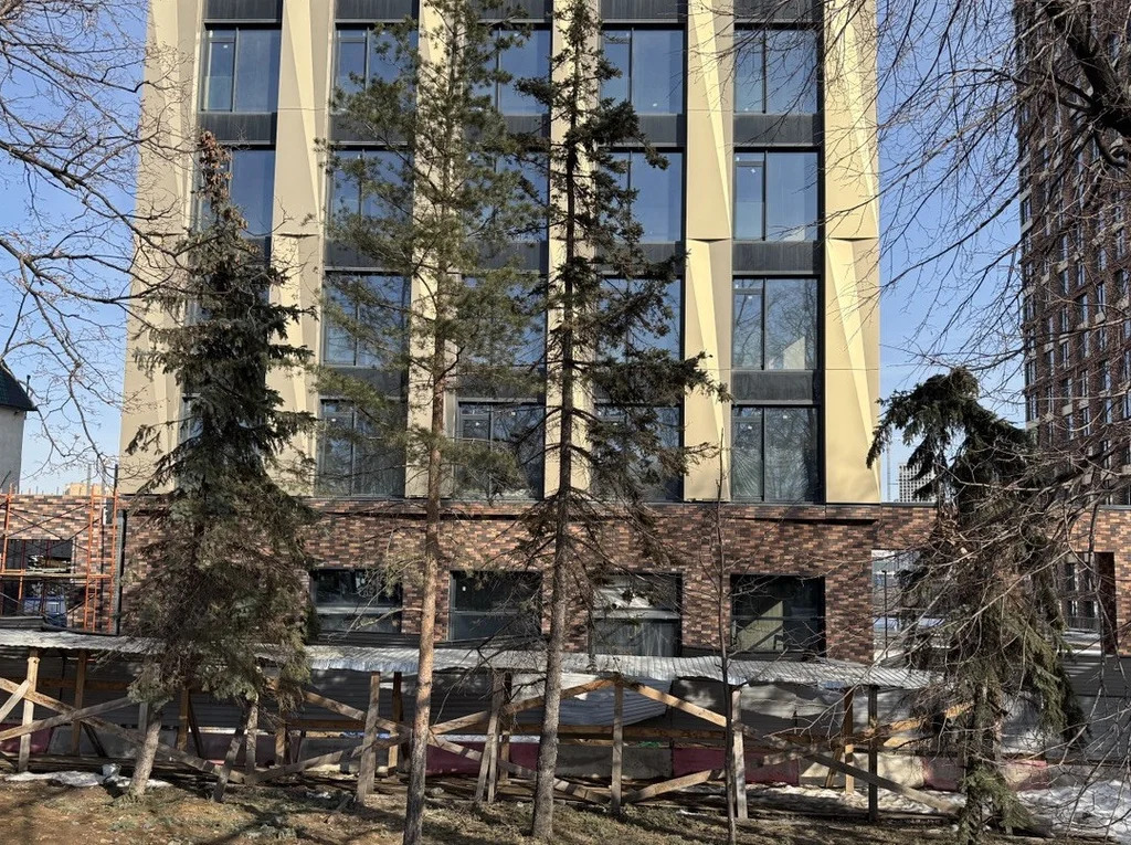 Помещение  свободного назначения в ЖК - 95 кв.м - Фото 1