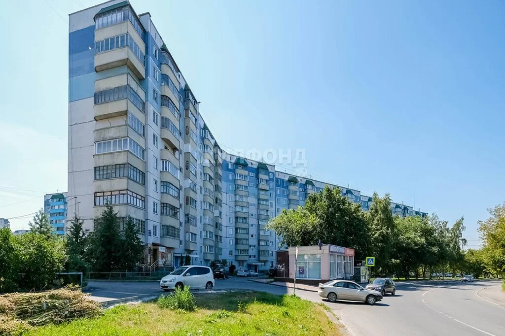 Продажа квартиры, Новосибирск, ул. Лазурная - Фото 1