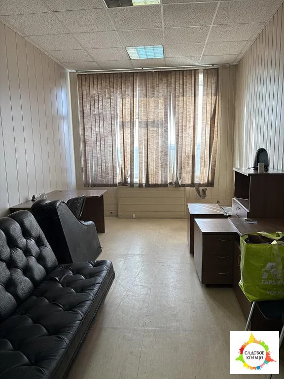 В Бизнес центре предлагается помещение под офисы 17,60 на третьем этаж - Фото 1