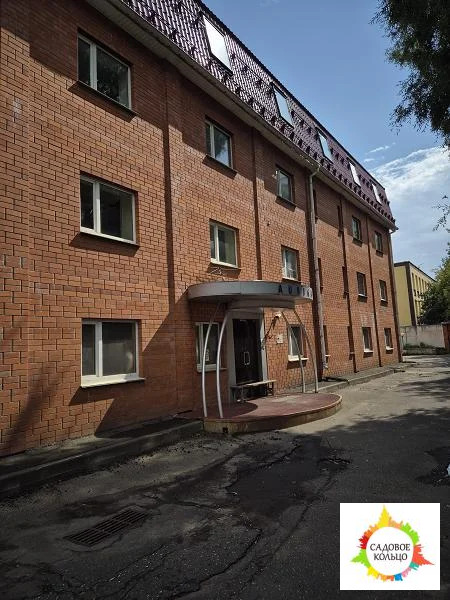 Сдается отдельно стоящее здание на огороженной территории с парковкой - Фото 3