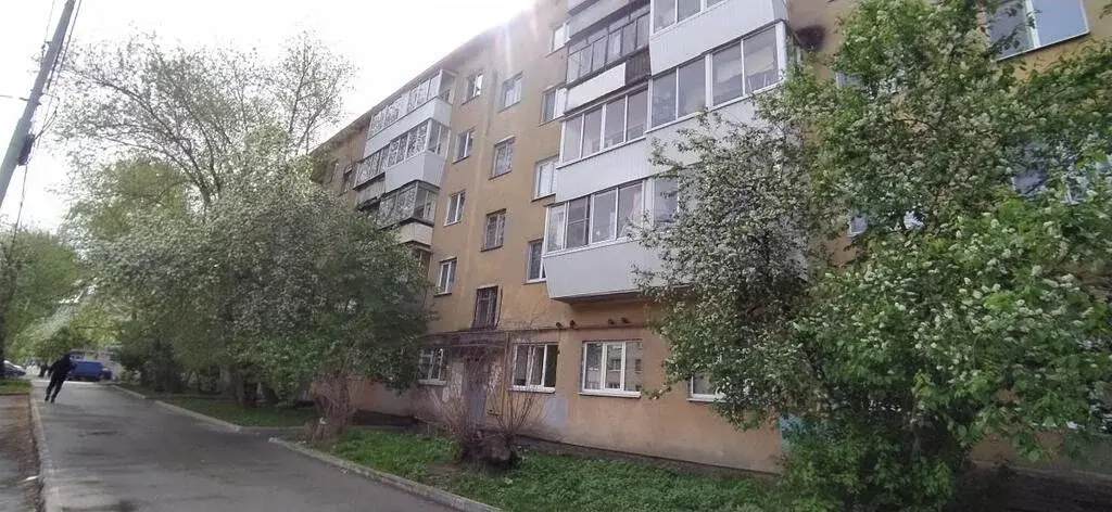 Продам 3 комнатную квартиру в центре Пионерского - Фото 0