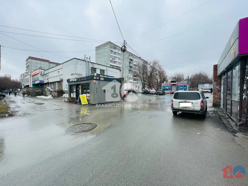 Торговое в аренду, городской округ Новосибирск, Новосибирск, улица ... - Фото 2