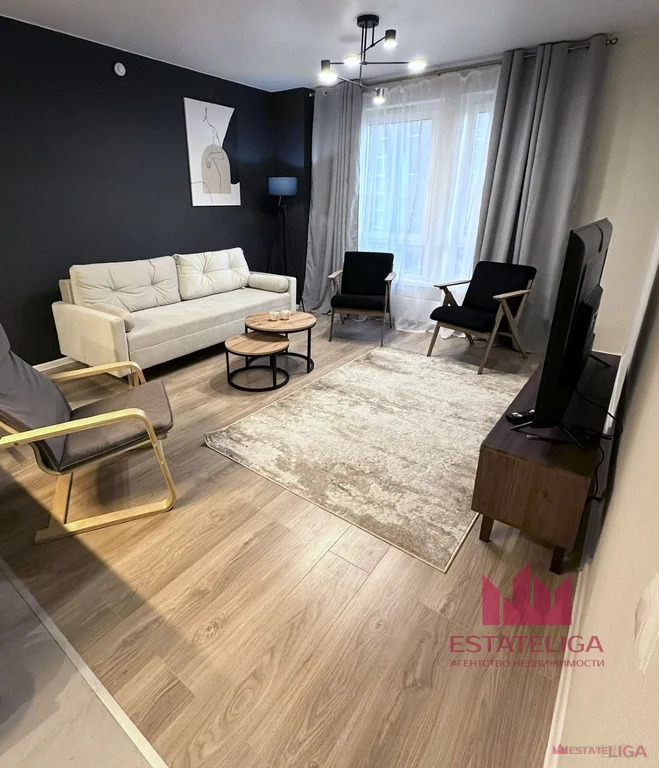 Аренда квартиры, ул. Михайлова - Фото 1