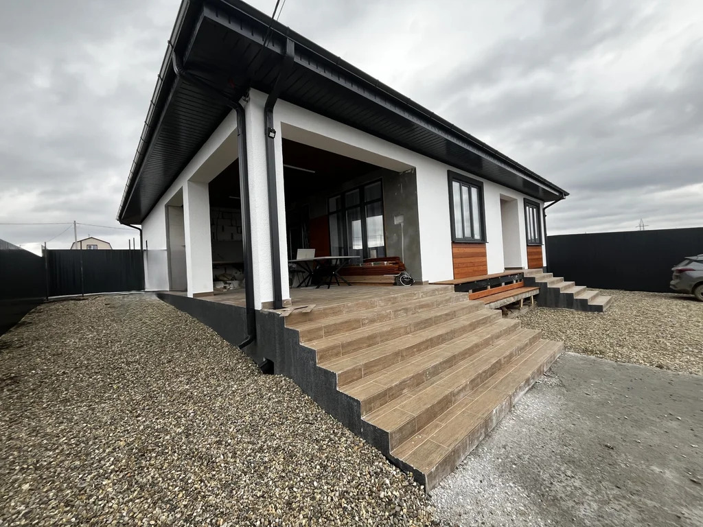 Продажа дома, Григорьевская, Северский район, улица им. Раисы ... - Фото 1