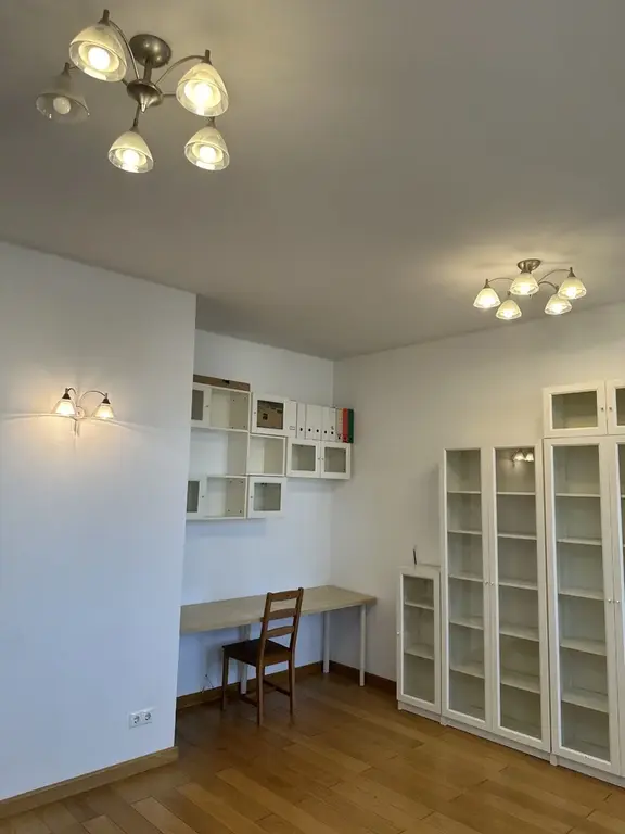 Трехкомнатную квартиру на ул.Космонавтов Общ.пл. 89 кв.м - Фото 18