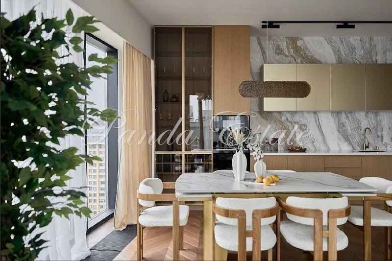 Видовая квартира с ремонтом в Sky House (ном. объекта: 9681) - Фото 0