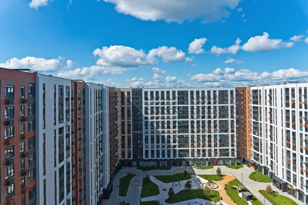 Продам 2-комн. квартиру 61.4 кв.м. - Фото 2