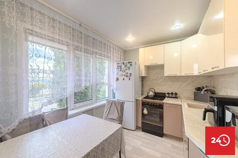 Продается 2 комнатная квартира по улице Аустрина, д.156 (р-н Север). - Фото 9