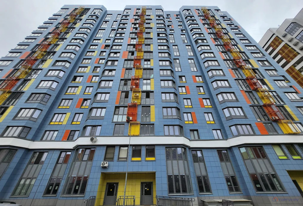 Продажа торгового помещения, 6-я Радиальная улица - Фото 1