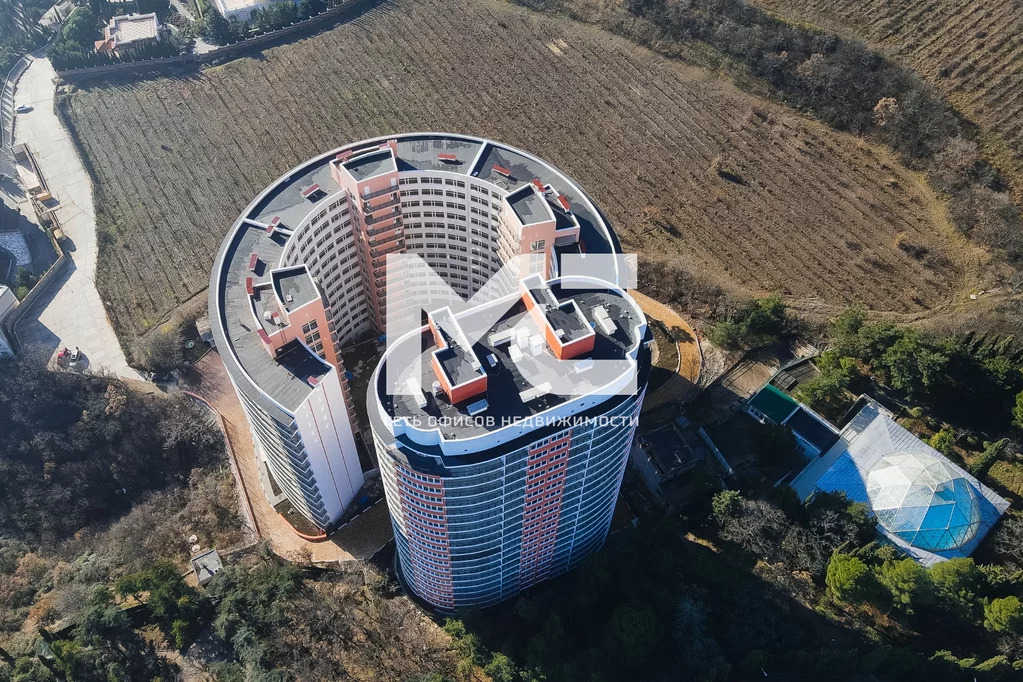 Продажа квартиры, Ливадия, Ул. Виноградная - Фото 1