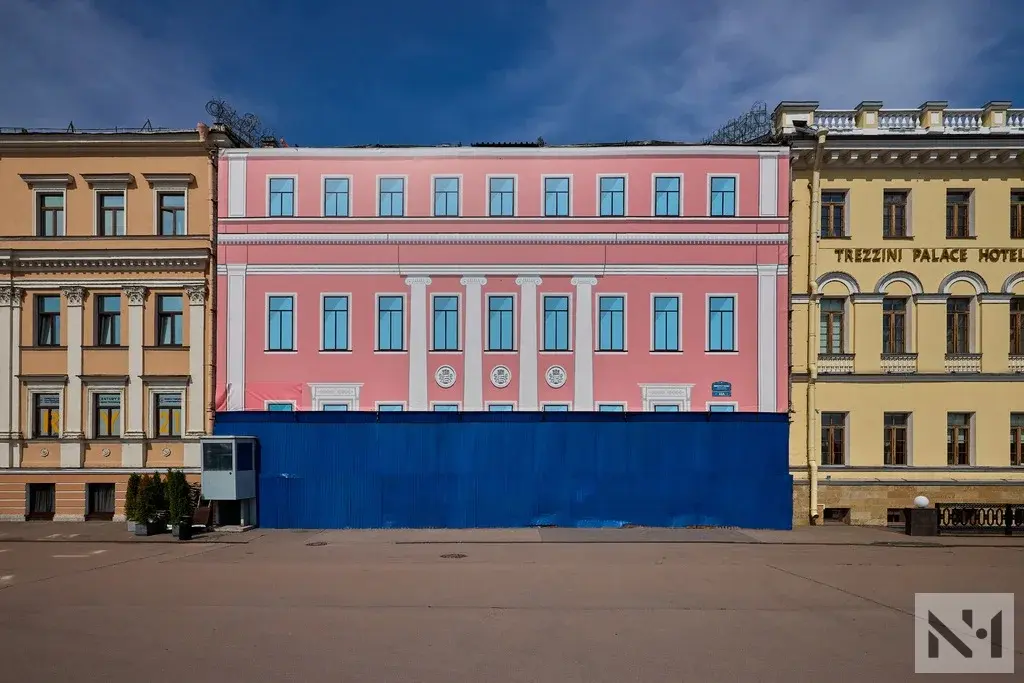 Здание 1755м2 участок 20сот на Университетской наб - Фото 1