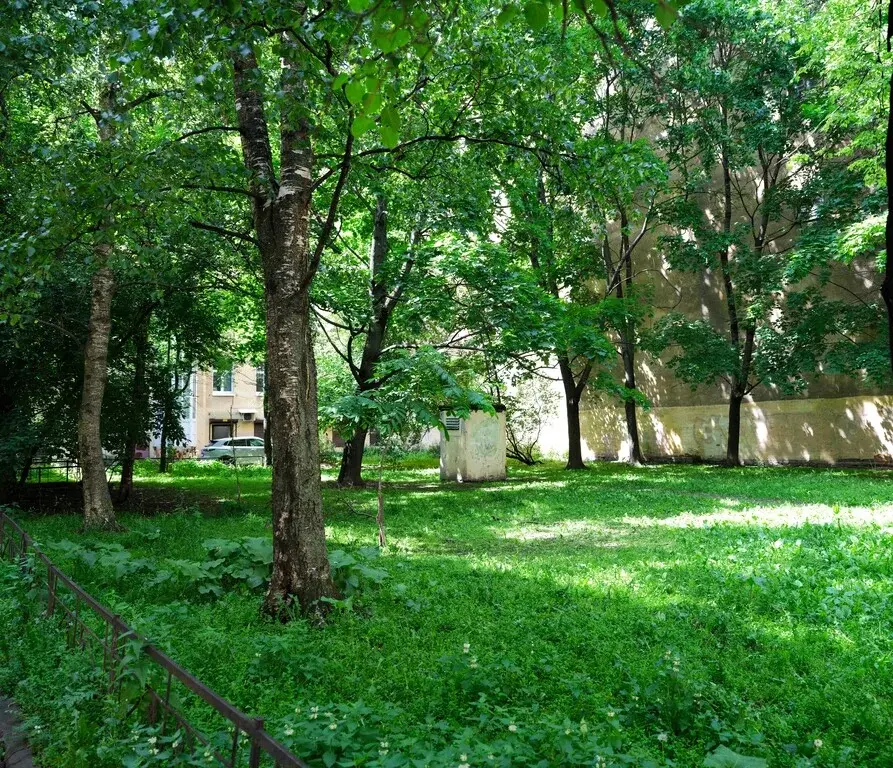 Продам 2-х комн. кв. в С-Петербурге от владельца: В.О., ул. Репина, 25 - Фото 5