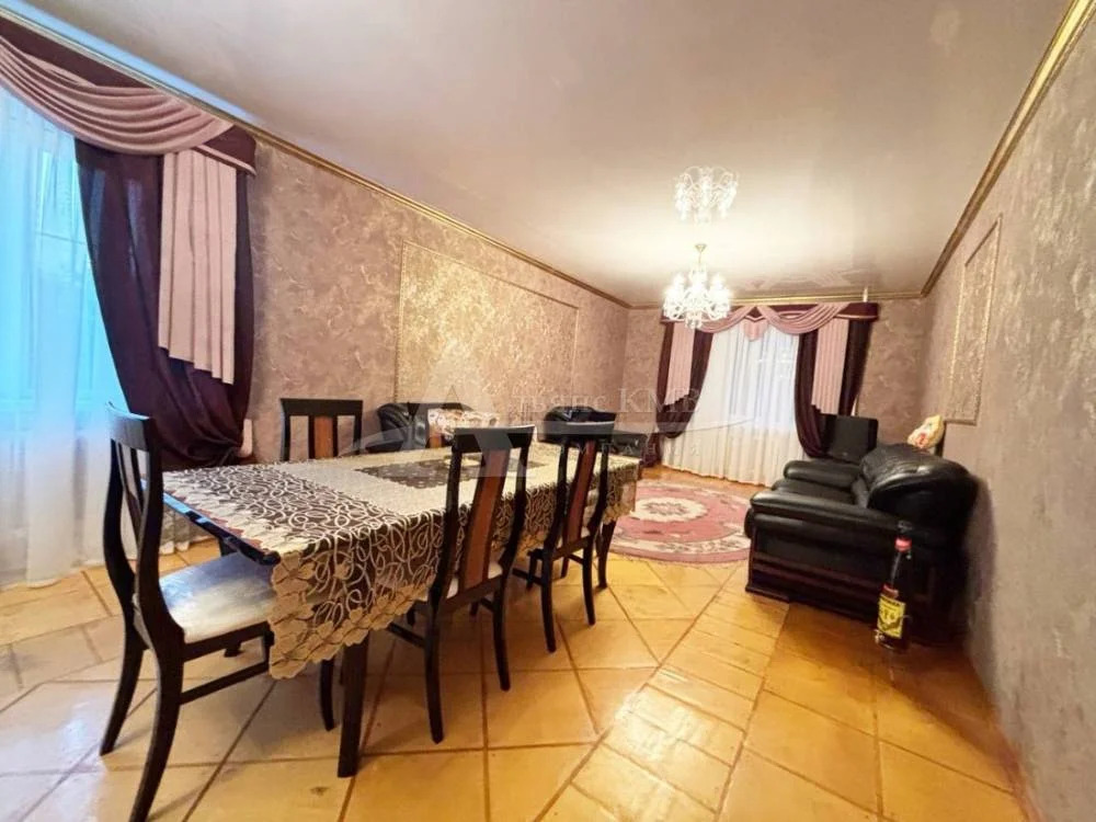 Продажа дома, Новопавловск, Кировский район, ул. Красная - Фото 1