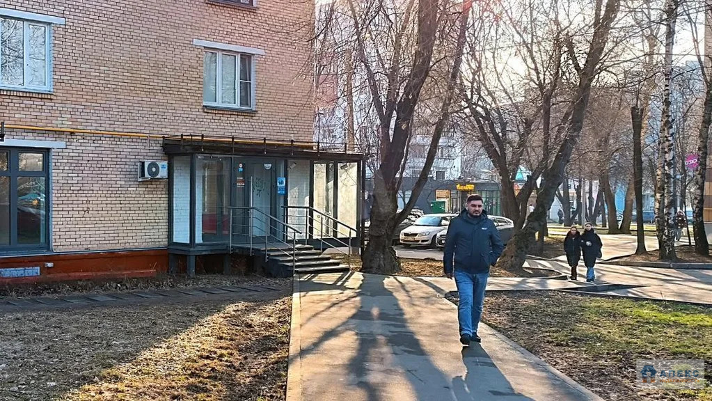 Аренда помещения (ПСН) пл. 48 м2 под аптеку, банк, кафе, ресторан, ... - Фото 0