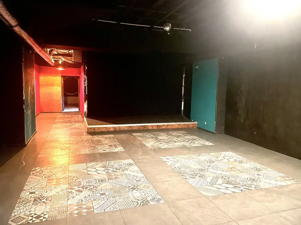 Бар караоке на Земляном валу - Фото 3