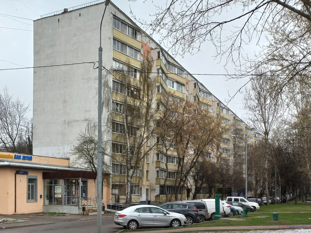 Продажа торгового помещения, Ореховый б-р. - Фото 1