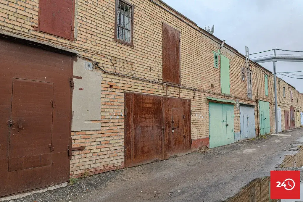 Продaется двухэтажний гaраж по ул. Собиновa 3Г за №175 Унивеpcaмoм. - Фото 1