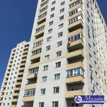 Продажа квартиры, Батайск, ул. Коммунистическая - Фото 1