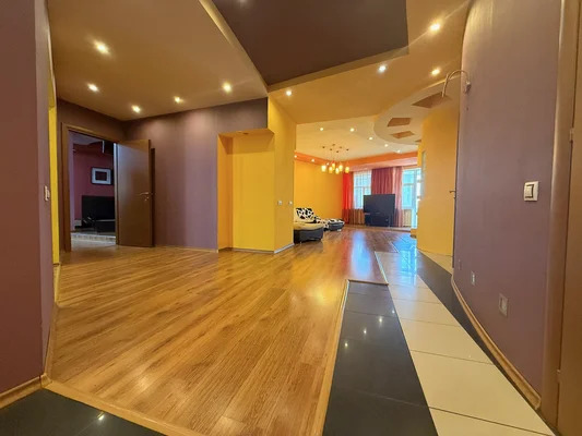 Продам трехкомнатную (3-комн.) квартиру, Коминтерна ул, 127, Нижний... - Фото 13