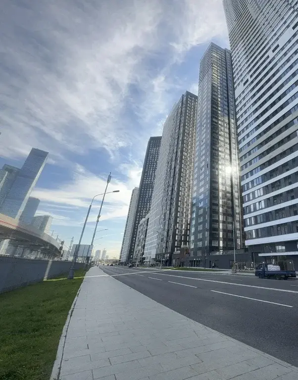 Продажа 2-ки 71.1м2 в ЖК Хедлайнер - Фото 1