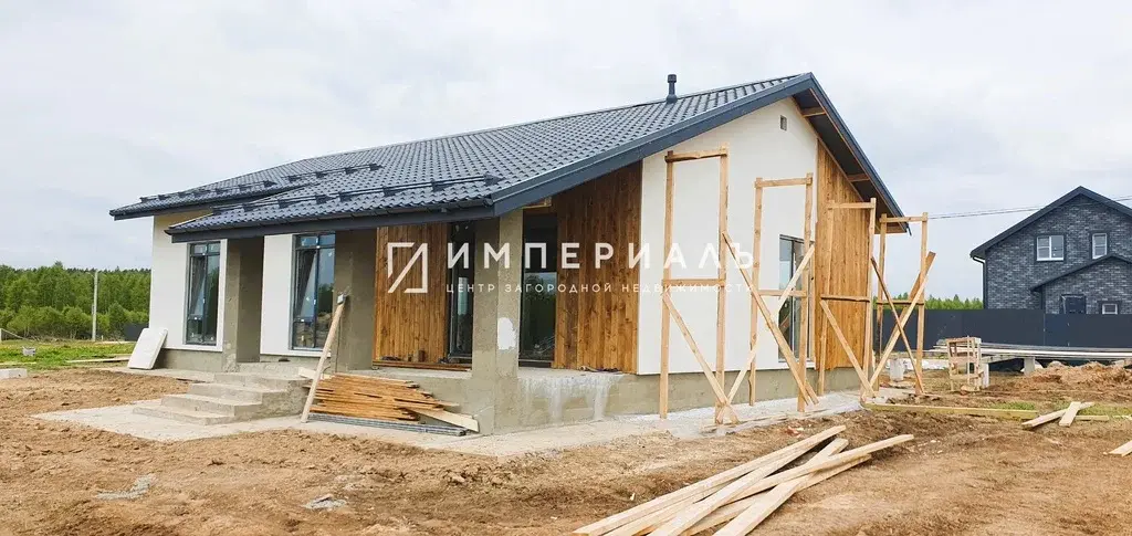 Продается добротный дом из блока в кп Кириллово парк Боровского рна! - Фото 1