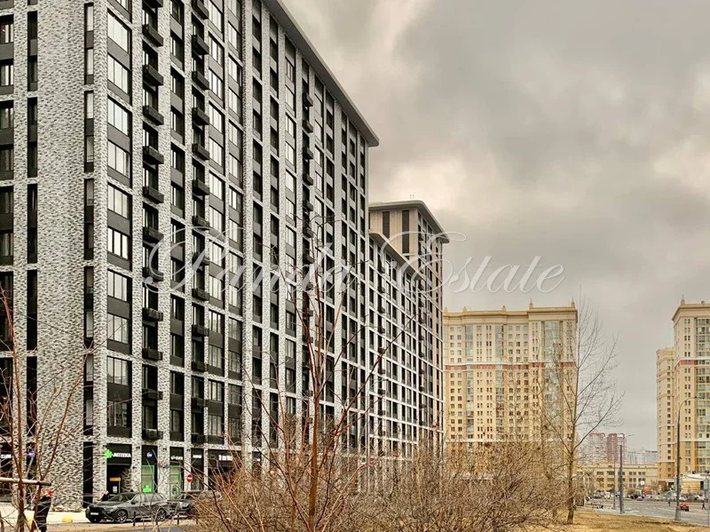 Просторная квартира в новом ЖК (ном. объекта: 9815) - Фото 7