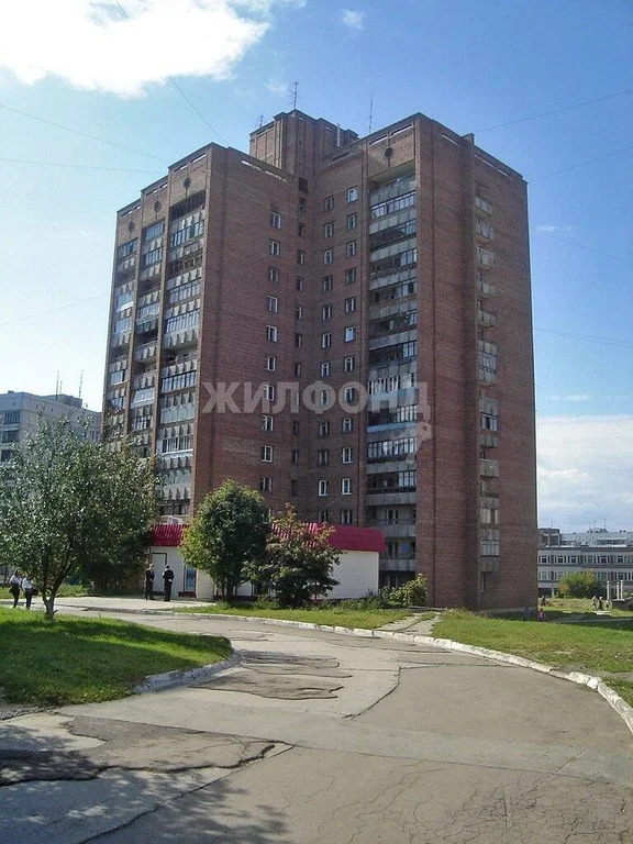 Продажа квартиры, Новосибирск, ул. Курчатова - Фото 1